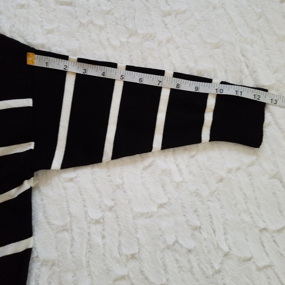 WHBM Tunic Style Top - Picture 5 of 8